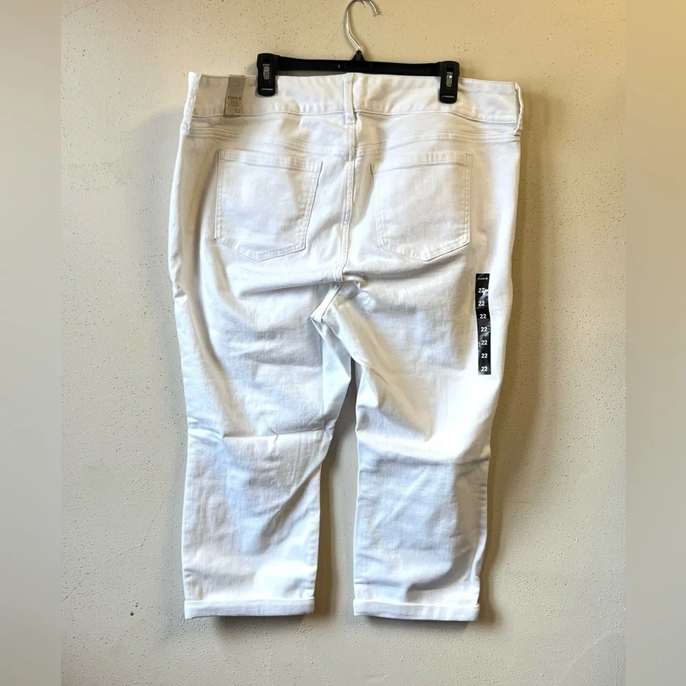 Torrid Cropped Jegging - Picture 2 of 6